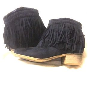 Navy fringe boots